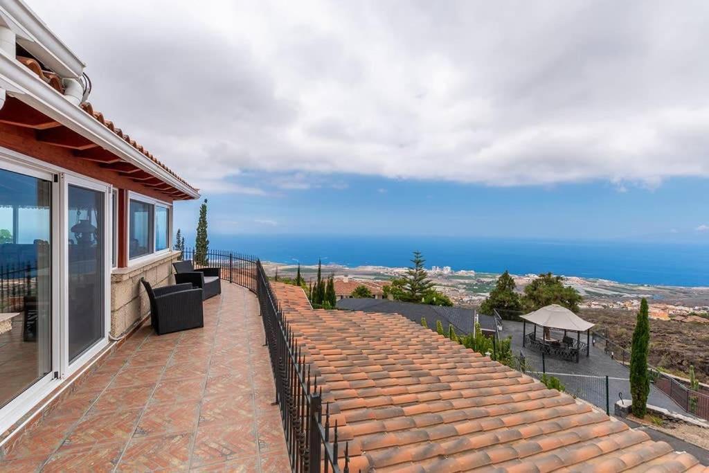 Villa Carlitos Vistas Al Mar Y A La Montana Costa Adeje  Exterior foto