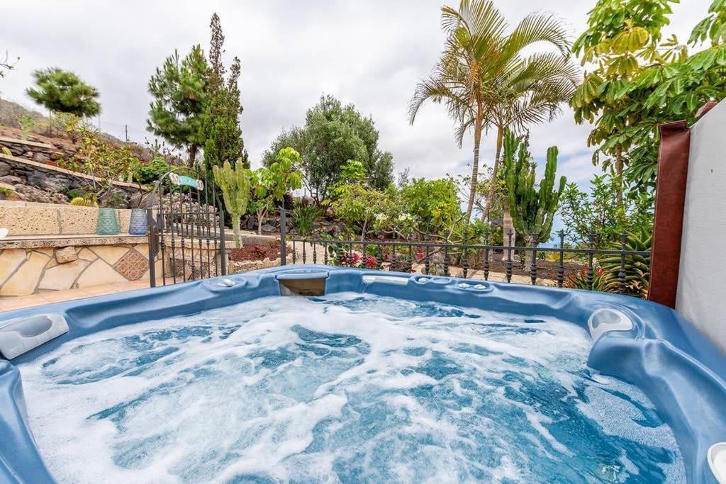 Villa Carlitos Vistas Al Mar Y A La Montana Costa Adeje  Exterior foto